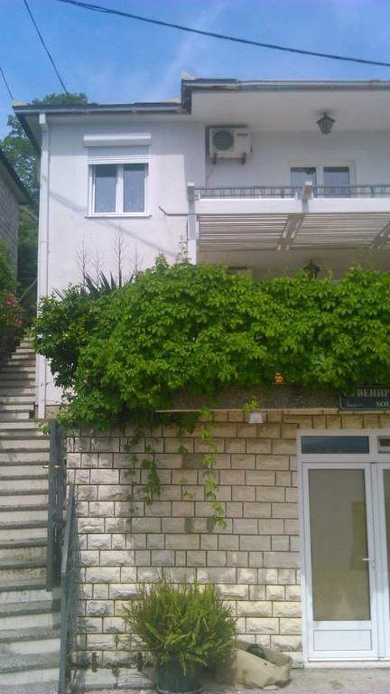 Apatments Stanojlovic Djenovic Leilighet Herceg Novi Eksteriør bilde